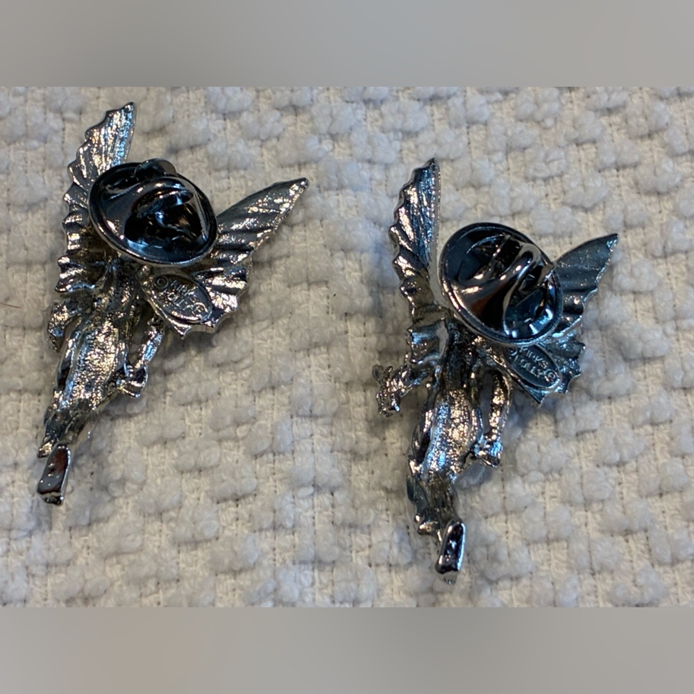 2 Kirk’s Folly Silver Angel Wing Pins - Picture 2 of 2
